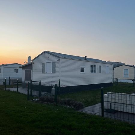 Luxe Stacaravan Albatros - 51 Bredene Exterior foto
